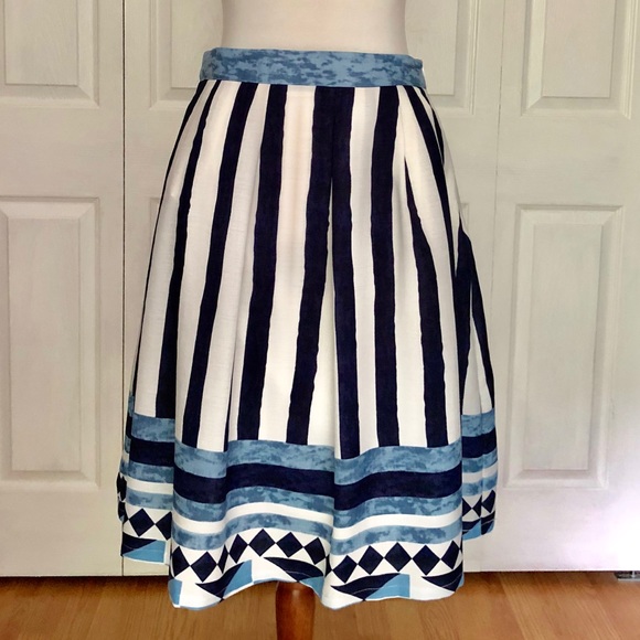 NWT Nautical Skirt - Picture 2 of 3